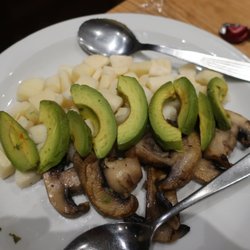 La Florencia - Avocado Salad