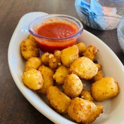 Nannette's Rise N Shine Cafe - Cheese curds