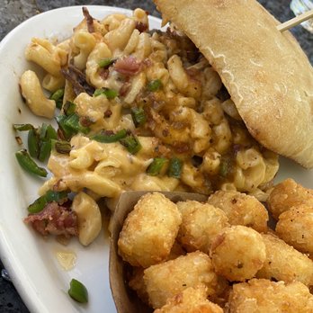 Plank Craft Kitchen & Bar - Short rib and jalapeño Mac and cheese - American Near Me - Folsom, California