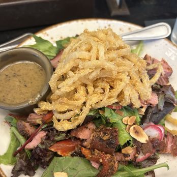 Gus's Barbecue - *BBQ Seared Steak Salad (no blue cheese) - Barbeque Near Me - Claremont, California Gus's Barbecue - *BBQ Seared Steak Salad (no blue cheese) - Barbeque Near Me - Claremont, California