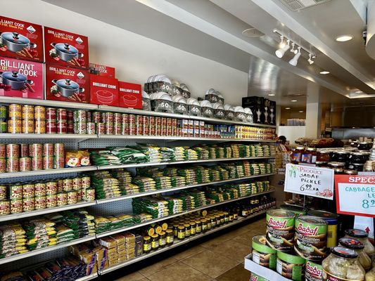 Peachy's Market & Grill by null