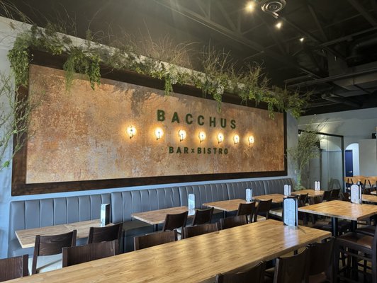 Bacchus Bar and Bistro by null