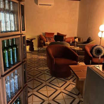 The RSRV - The second lounge room (besides the the main room where the bar is) - Wine Bars Near Me - Austin, Texas The RSRV - The second lounge room (besides the the main room where the bar is) - Wine Bars Near Me - Austin, Texas