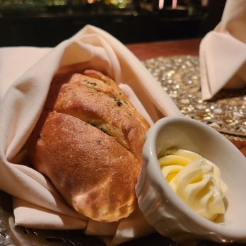 Bohanan's - Fresh bread - Steakhouses Near Me - San Antonio, Texas
