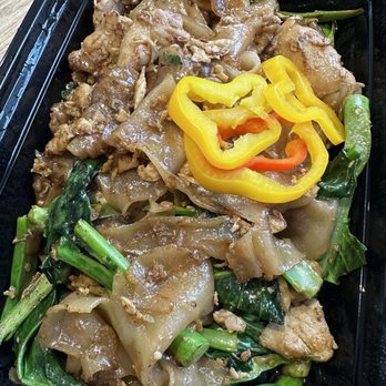 KRAAM Thai - Pad See Eew - Thai Near Me - New York, New York KRAAM Thai - Pad See Eew - Thai Near Me - New York, New York