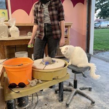 Phi Pottery - rabbit the cat sometimes joins class - Art Classes Near Me Phi Pottery - rabbit the cat sometimes joins class - Art Classes Near Me
