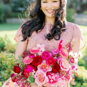 Caitlin Alohilani Photography - One year wedding anniversary photos by Caitlin Alohilani Photography - Session Photography Near Me
