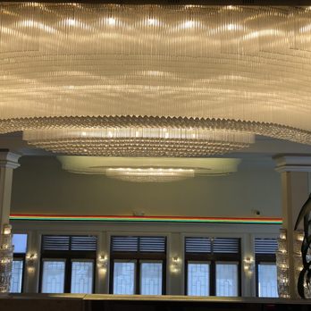 Hong Kong Palace - First floor chandelier - Dim Sum Near Me - Millbrae, California Hong Kong Palace - First floor chandelier - Dim Sum Near Me - Millbrae, California