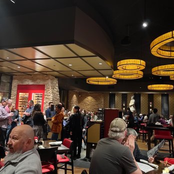 P.F. Chang's - Inside - Chinese Near Me - Albuquerque, New Mexico