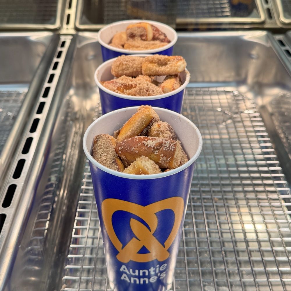 Auntie Anne's - Pretzels Near Me - Houston, Texas Auntie Anne's - Pretzels Near Me - Houston, Texas