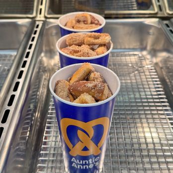 Auntie Anne's - Pretzels Near Me - Houston, Texas Auntie Anne's - Pretzels Near Me - Houston, Texas