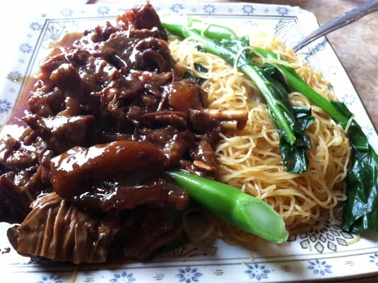 Hong Kong Noodles by null
