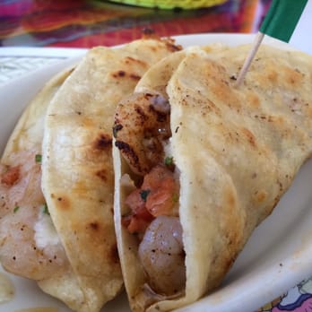 Los Eduardos Restaurant - Shrimp tacos - Mexican Near Me - Long Beach, California