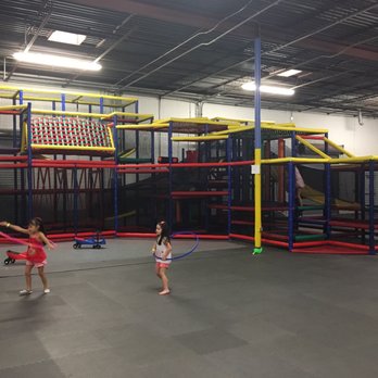 Ally B Gator's - Play structure & kids hula hooping - Kids Activities Near Me - El Paso, Texas