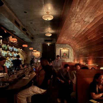 Fresh Kills Bar - IG: @nom.noms.only | ambiance - Cocktail Bars Near Me - Brooklyn, New York Fresh Kills Bar - IG: @nom.noms.only | ambiance - Cocktail Bars Near Me - Brooklyn, New York