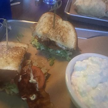 Striking Sparrow Lounge - BLT - Lounges Near Me - Des Moines, Iowa