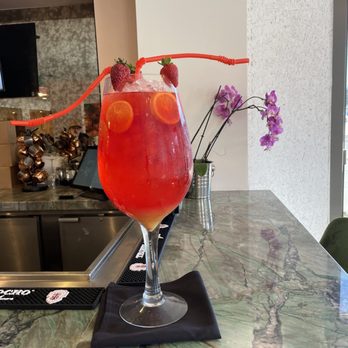 Serendipity Restaurant - Giant mimosa - Sports Bars Near Me - Redondo Beach, California Serendipity Restaurant - Giant mimosa - Sports Bars Near Me - Redondo Beach, California