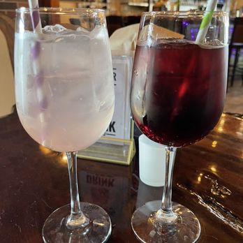 The Thirsty Topher - Watermelon Mint White Sangria & Blueberry Cobbler Sangria - Wine Bars Near Me - Orlando, Florida