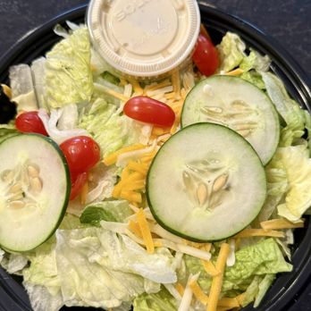 Outback Steakhouse - House Salad - very delicious! I ordered it with ranch dressing and it was very delicious! - Steakhouses Near Me - Herndon, Virginia