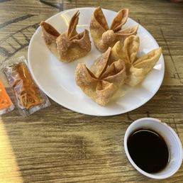 4 Piece Crab Rangoon
