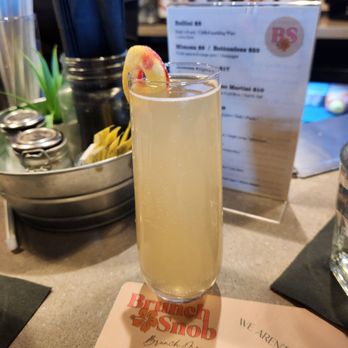 Brunch Snob - Peach Bellini - Breakfast & Brunch Near Me - Phoenix, Arizona Brunch Snob - Peach Bellini - Breakfast & Brunch Near Me - Phoenix, Arizona