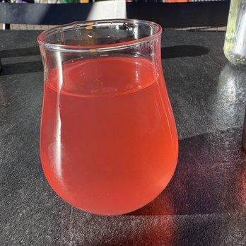 Pipeline Craft Taps & Kitchen - New American Near Me - Mount Shasta, California