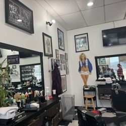 Hudson's Family Barber Shop