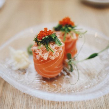 Mood Restaurant & Sushi Bar - Salmon Gunkan - Sushi Bars Near Me - Porto, 13 Mood Restaurant & Sushi Bar - Salmon Gunkan - Sushi Bars Near Me - Porto, 13