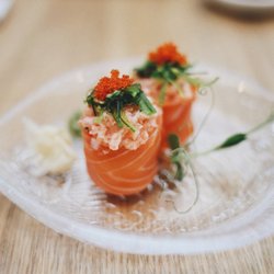 Mood Restaurant & Sushi Bar - Salmon Gunkan