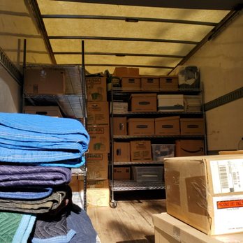 Muscle Moving - LOADING UP TRUCK... Nice and neat! - Movers Near Me Muscle Moving - LOADING UP TRUCK... Nice and neat! - Movers Near Me