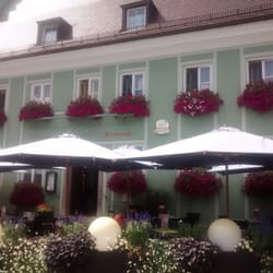 Zum Schwanen - Pizzeria Romana - Terrasse zur Straße