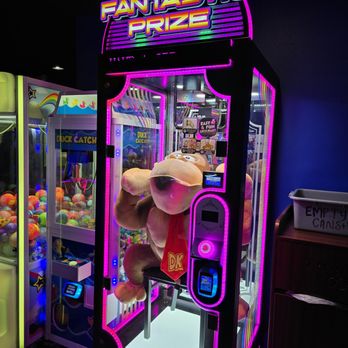 Game Over Arcade - Fantastic Prize - Sports Bars Near Me - Lincoln City, Oregon Game Over Arcade - Fantastic Prize - Sports Bars Near Me - Lincoln City, Oregon
