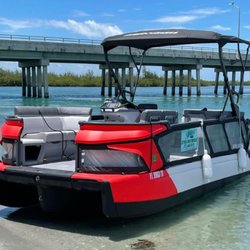 Salty's Water Sports Boat & Jet Ski Rentals - Want to be the coolest family on the water?  Come see our new pontoons boats