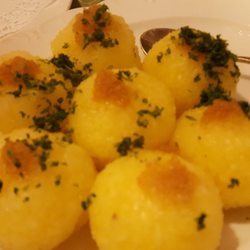 Ehrbar's Fränkische Weinstube - Kartoffelklöße soviel das Herz begehrt