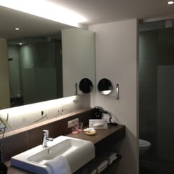 Hotel Kühtaier Schlössl - Badezimmer Zirbensuit