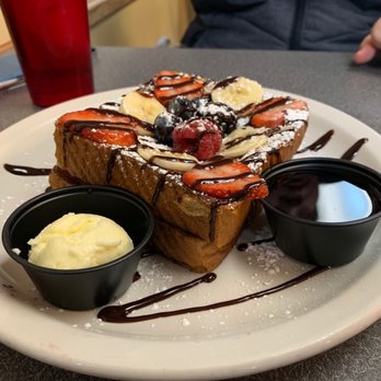 Omelette & Waffle Cafe - Banana Berry French Toast - Breakfast & Brunch Near Me - Plymouth, Michigan Omelette & Waffle Cafe - Banana Berry French Toast - Breakfast & Brunch Near Me - Plymouth, Michigan