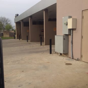 Shammy's Car Wash - A total of four car wash bays. - Car Wash Near Me - Baton Rouge, Louisiana