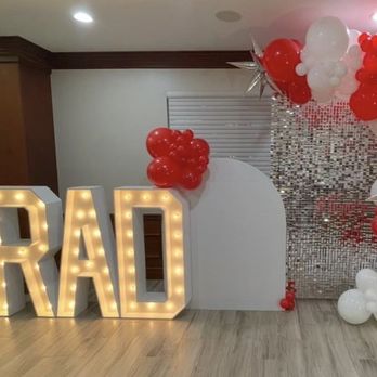 Luxe That Pop - Balloon Services Near Me