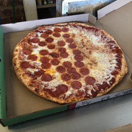 Half pepperoni half cheese - medium Half pepperoni half cheese - medium