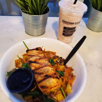 PROTEINHOUSE - Salmon teriyaki - Juice Bars & Smoothies Near Me - Gilbert, Arizona