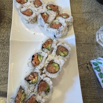 Sushi Beluga - 3. Salmon Avocado Roll 2. Spicy Tuna Roll - Sushi Bars Near Me - Playa del Rey, California Sushi Beluga - 3. Salmon Avocado Roll 2. Spicy Tuna Roll - Sushi Bars Near Me - Playa del Rey, California