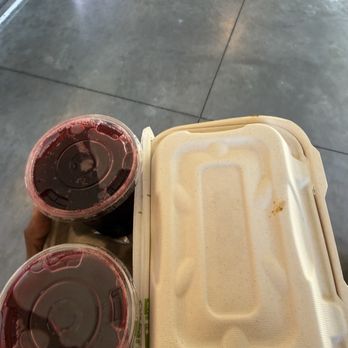Peaches Patties - Two Sorrel Jamaican Hibiscus, Curry Chicken Patty, Beef Patty - Caribbean Near Me - San Francisco, California