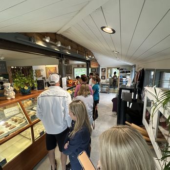 Riverwalk Park Inn Cafe - Indoor - Breakfast & Brunch Near Me - Chelan, Washington Riverwalk Park Inn Cafe - Indoor - Breakfast & Brunch Near Me - Chelan, Washington