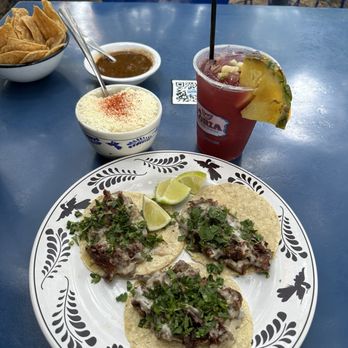 La Gloria - Respect tacos with sangria and elotes - Mexican Near Me - San Antonio, Texas La Gloria - Respect tacos with sangria and elotes - Mexican Near Me - San Antonio, Texas