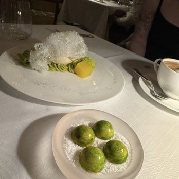 Dani Brasserie - Cocktail Bars Near Me - Madrid, M