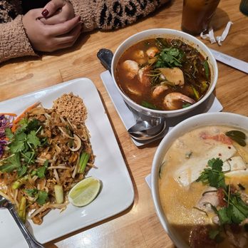 Basil & Co - L-R/Top-Bottom: Pad Thai Chicken, Tom Yum Prawn 7pc, Thai Tea & Tom Kha Noodle Chicken Soup (Coconut Soup)...DELICIOUS!!! - Thai Near Me - Diamond Bar, California Basil & Co - L-R/Top-Bottom: Pad Thai Chicken, Tom Yum Prawn 7pc, Thai Tea & Tom Kha Noodle Chicken Soup (Coconut Soup)...DELICIOUS!!! - Thai Near Me - Diamond Bar, California
