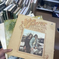 Thrifty Sisters - Records
