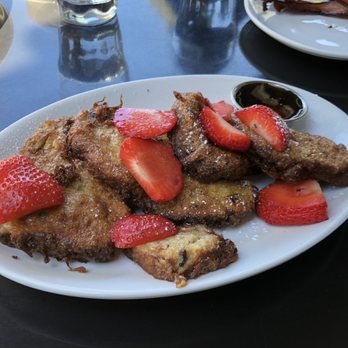 Creekwood - French toast - Italian Near Me - Berkeley, California Creekwood - French toast - Italian Near Me - Berkeley, California