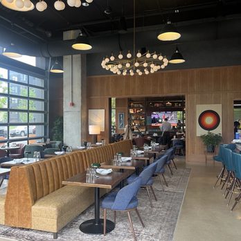 DJ's Great Room - Vibe - Bars Near Me - Chicago, Illinois DJ's Great Room - Vibe - Bars Near Me - Chicago, Illinois
