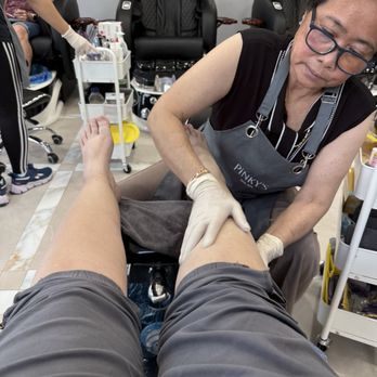 Pinky's Nail Spa - Nail Salons Near Me - Clermont, Florida